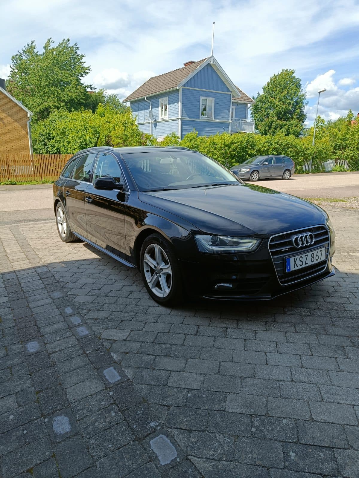 Audi A4 2014